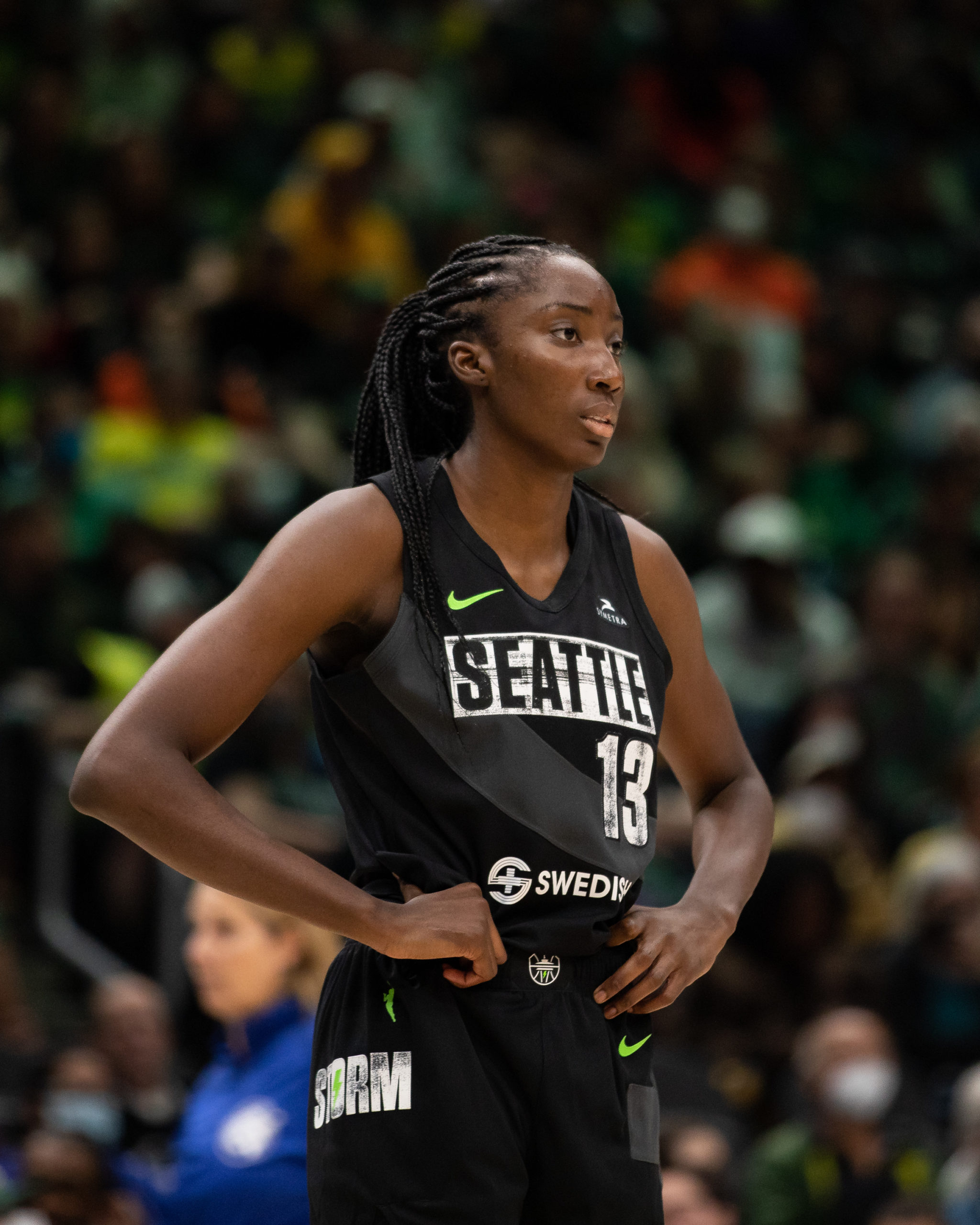 For Ezi Magbegor, defense and development shine against Phoenix