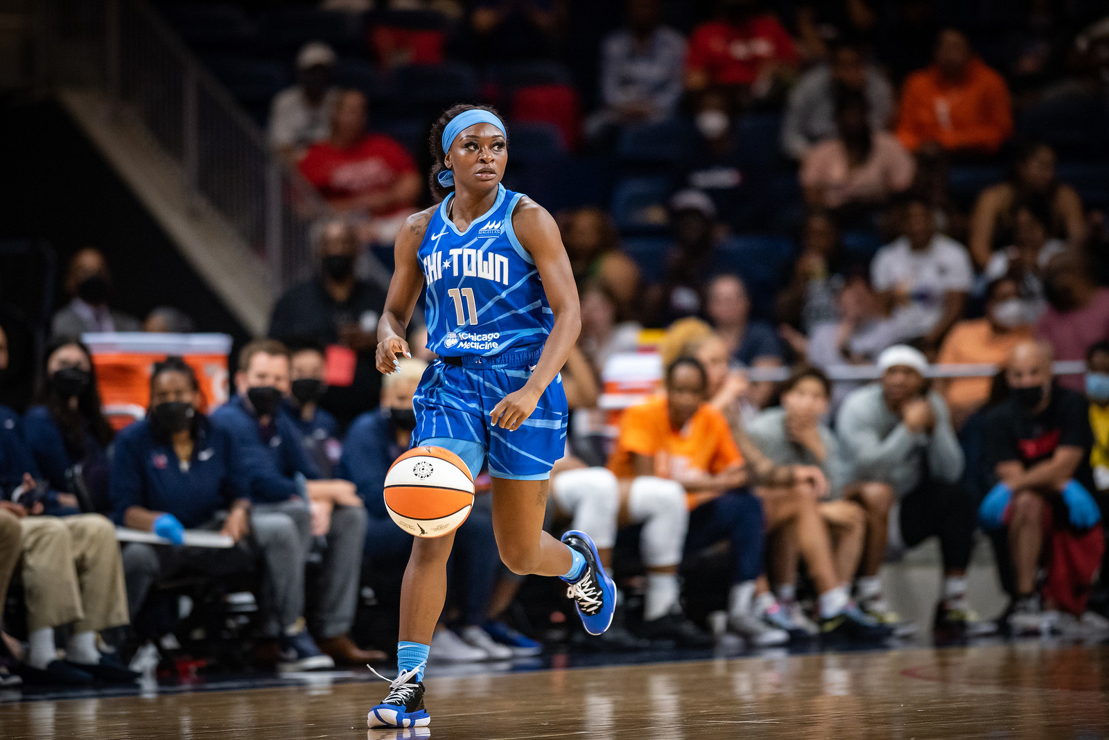 Chicago Sky: How Dana Evans is changing face of women's basketball