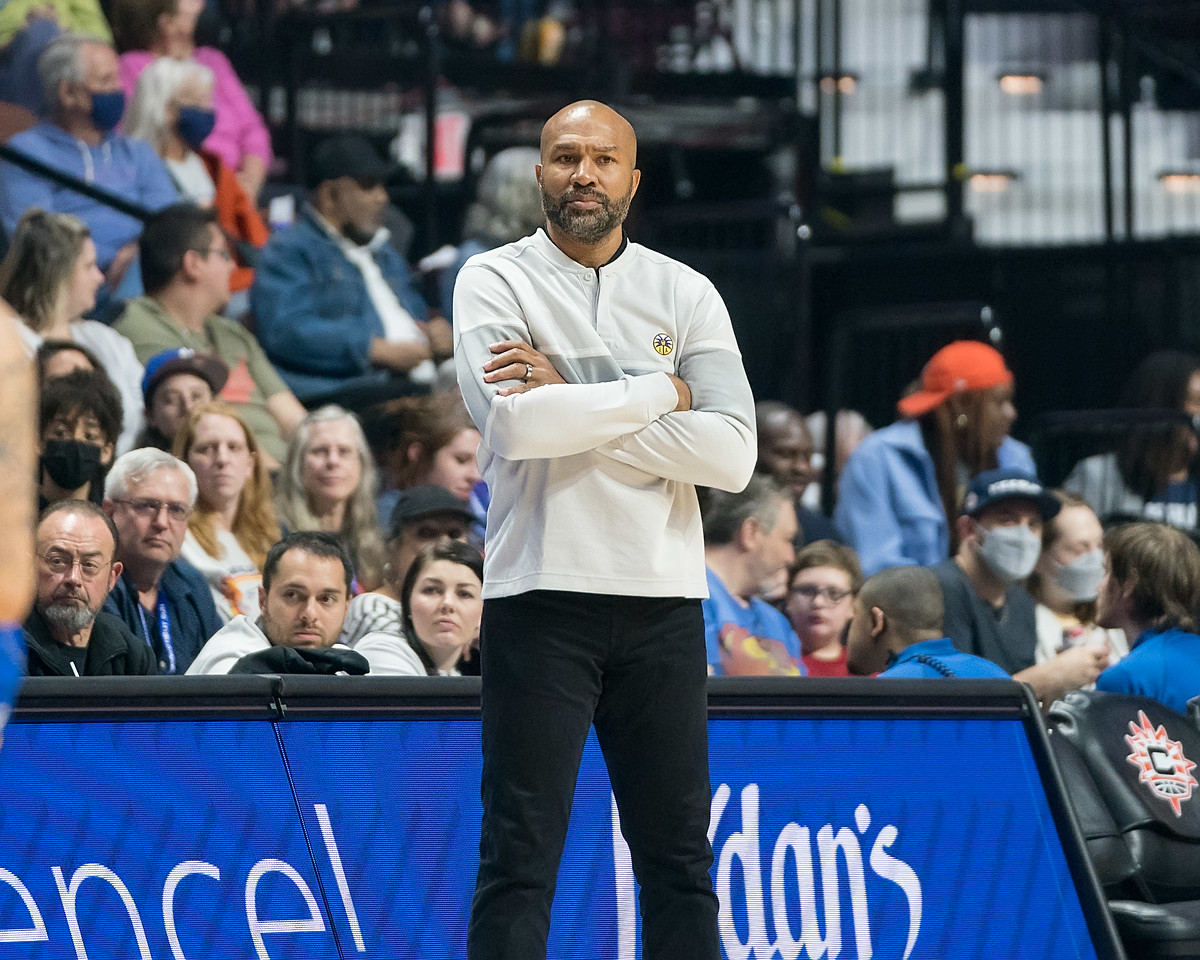 Is Derek Fisher the right coach for an aging Los Angeles Sparks team? -  Swish Appeal