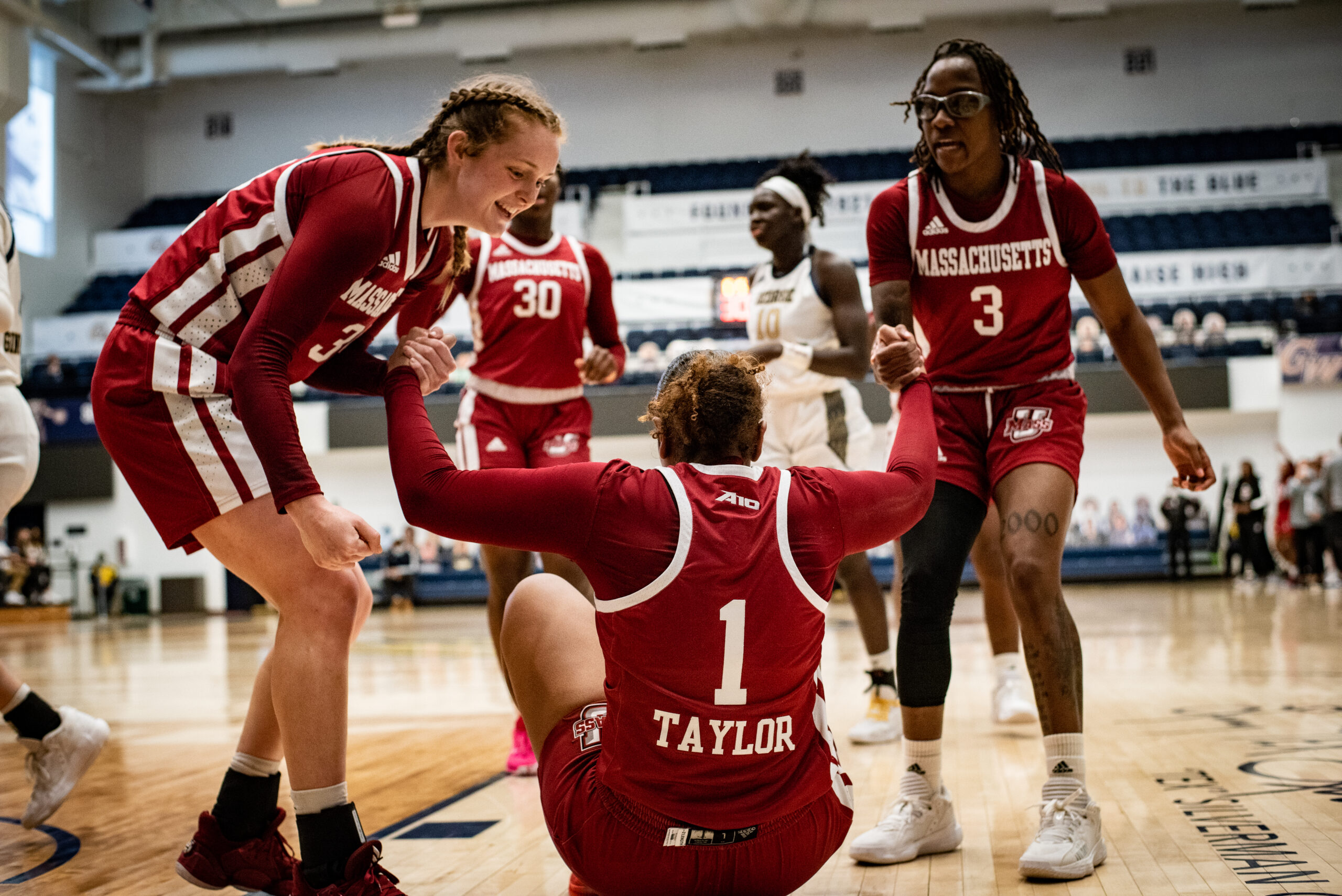 Wisconsin has expressed interest in 2023 three-star wing Gabe Warren