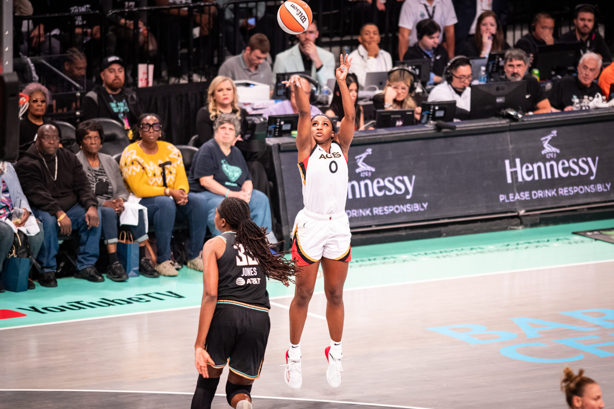 WNBA Finals: Las Vegas Aces first team to repeat since 2001-02 Sparks